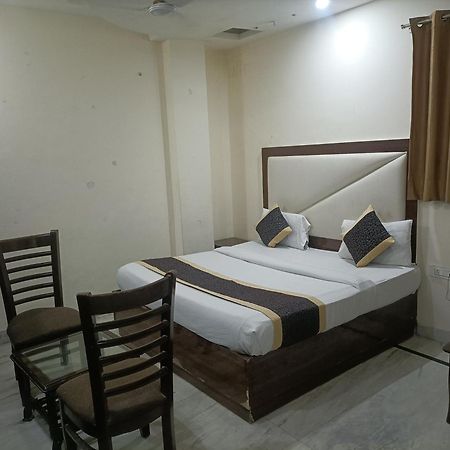 Hotel Ringer 新德里 外观 照片
